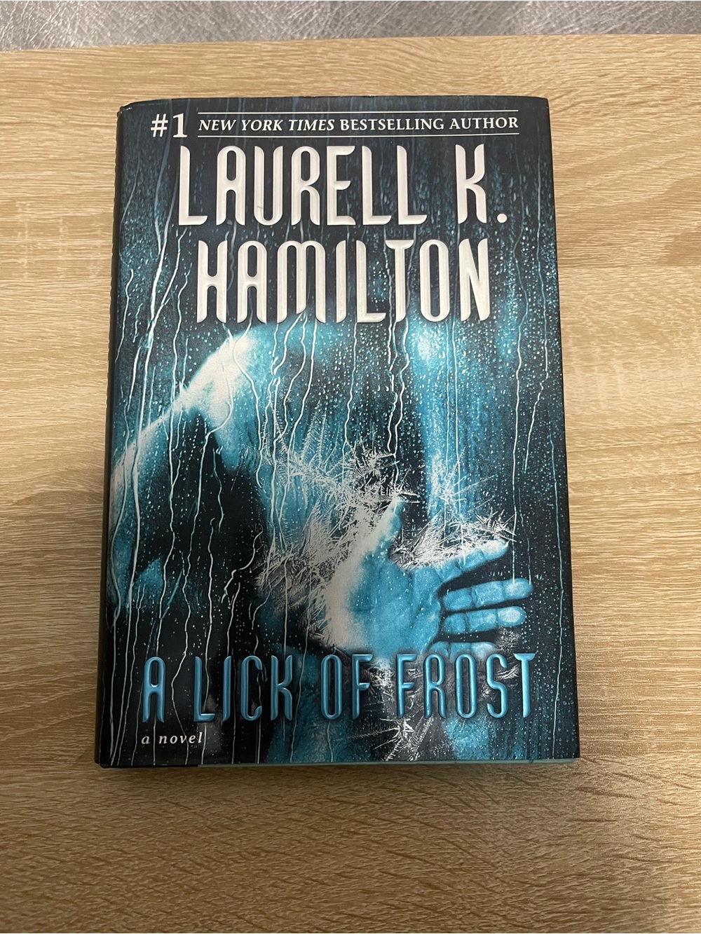 A Lick of Frost By Laurell R. Hamilton